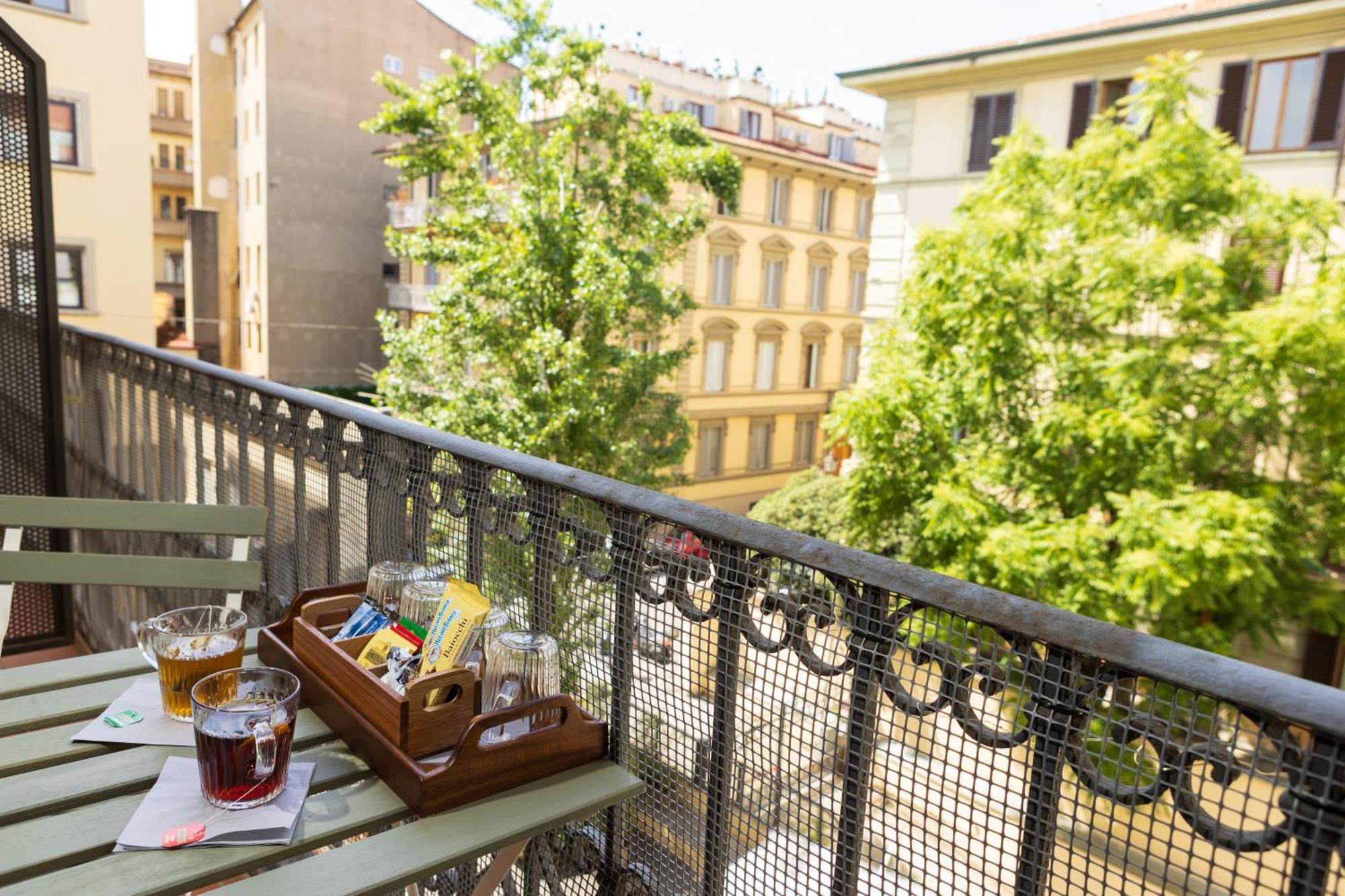 N7 Rooms Флоренция Экстерьер фото